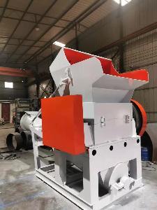 塑料破碎机——高效处理水果蓝、塑料筐和塑料瓶的理想选择